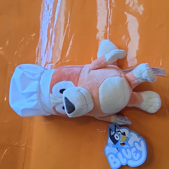 Nwt! Bluey And Friends Chef Bingo Plush - Picture 2 of 4